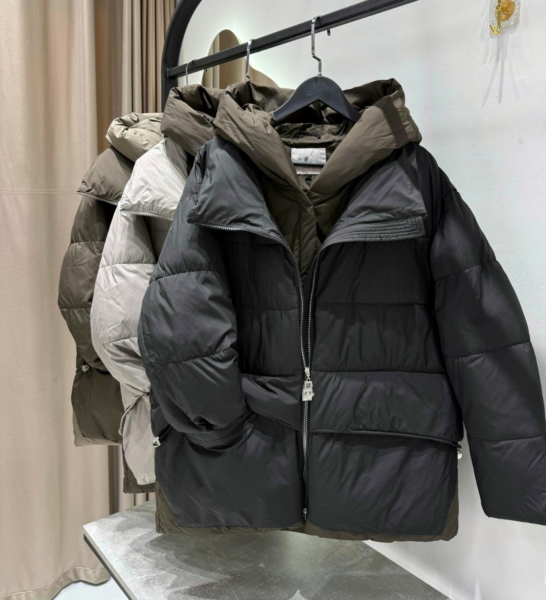 пуховик повседневный,стильные пуховики,зимние куртки,куртка модная,повседневная куртка