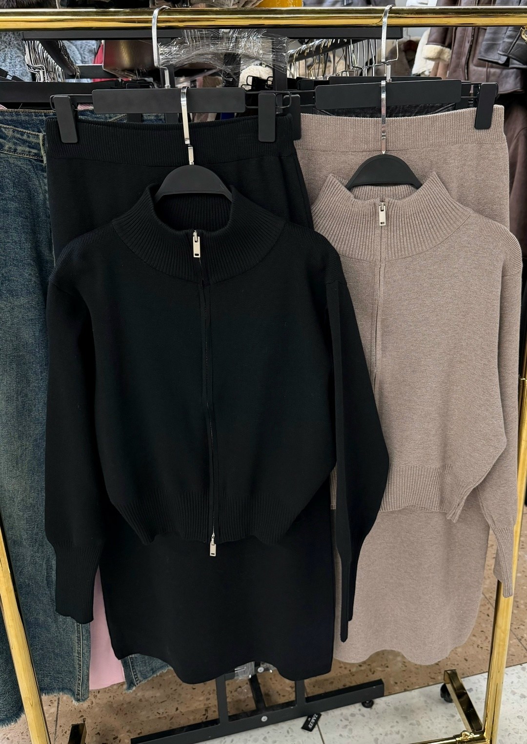 трикотажные костюмы,костюм повседневный,костюм из кашемира,женские костюмы с юбкой,вязаный костюм с юбкой