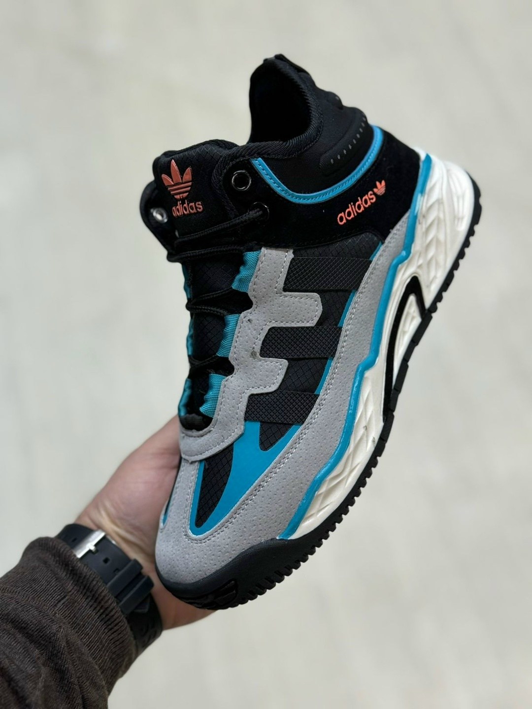 зимние кроссовки adidas niteball hi,зимние кроссовки adidas niteball,кроссовки adidas,зимние кроссовки adidas,кроссовки мужские adidas