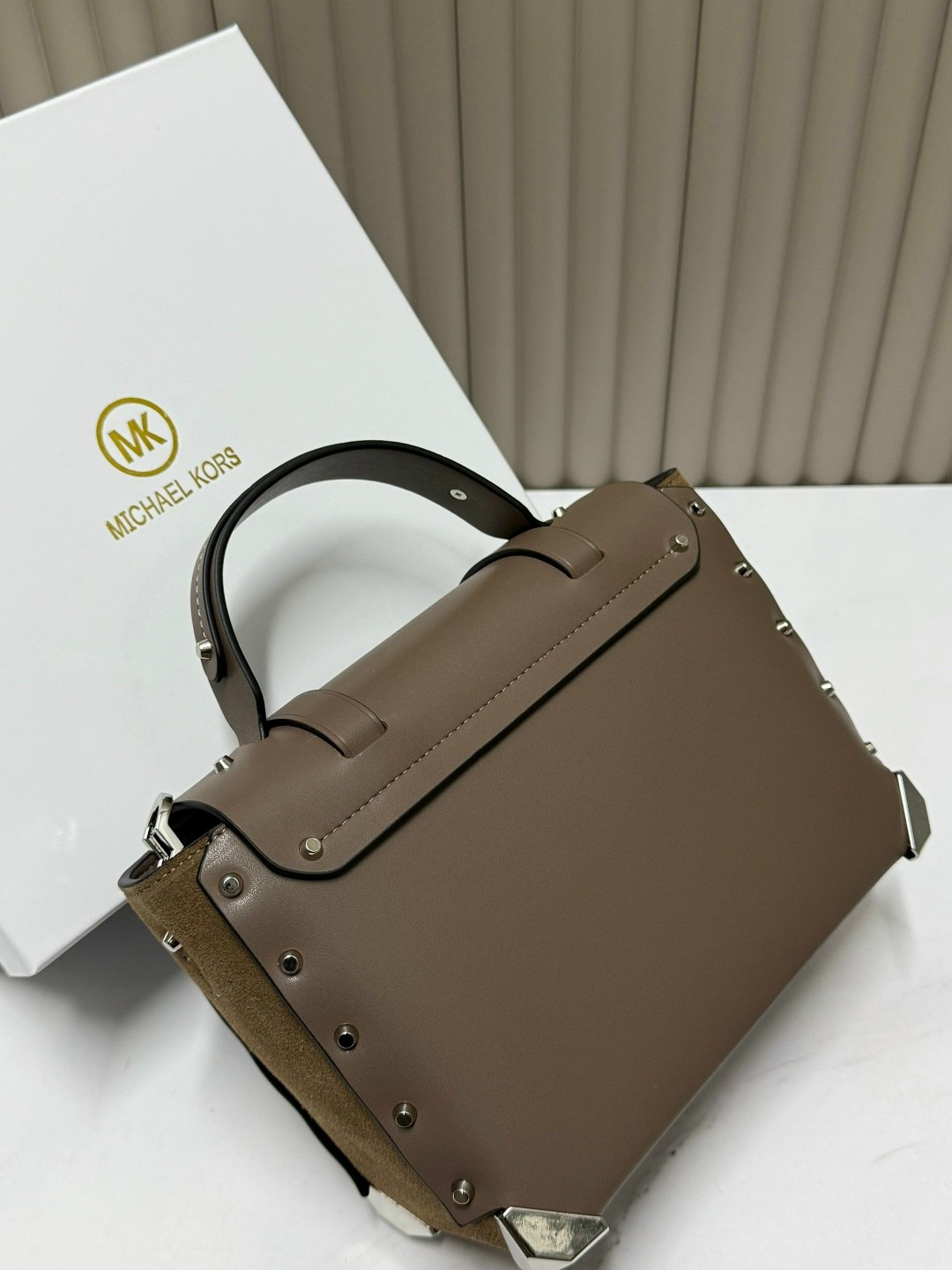 майкл корс манхэттен сумка,сумка женская michael kors,сумка michael kors,сумка,michael kors manhattan сумка