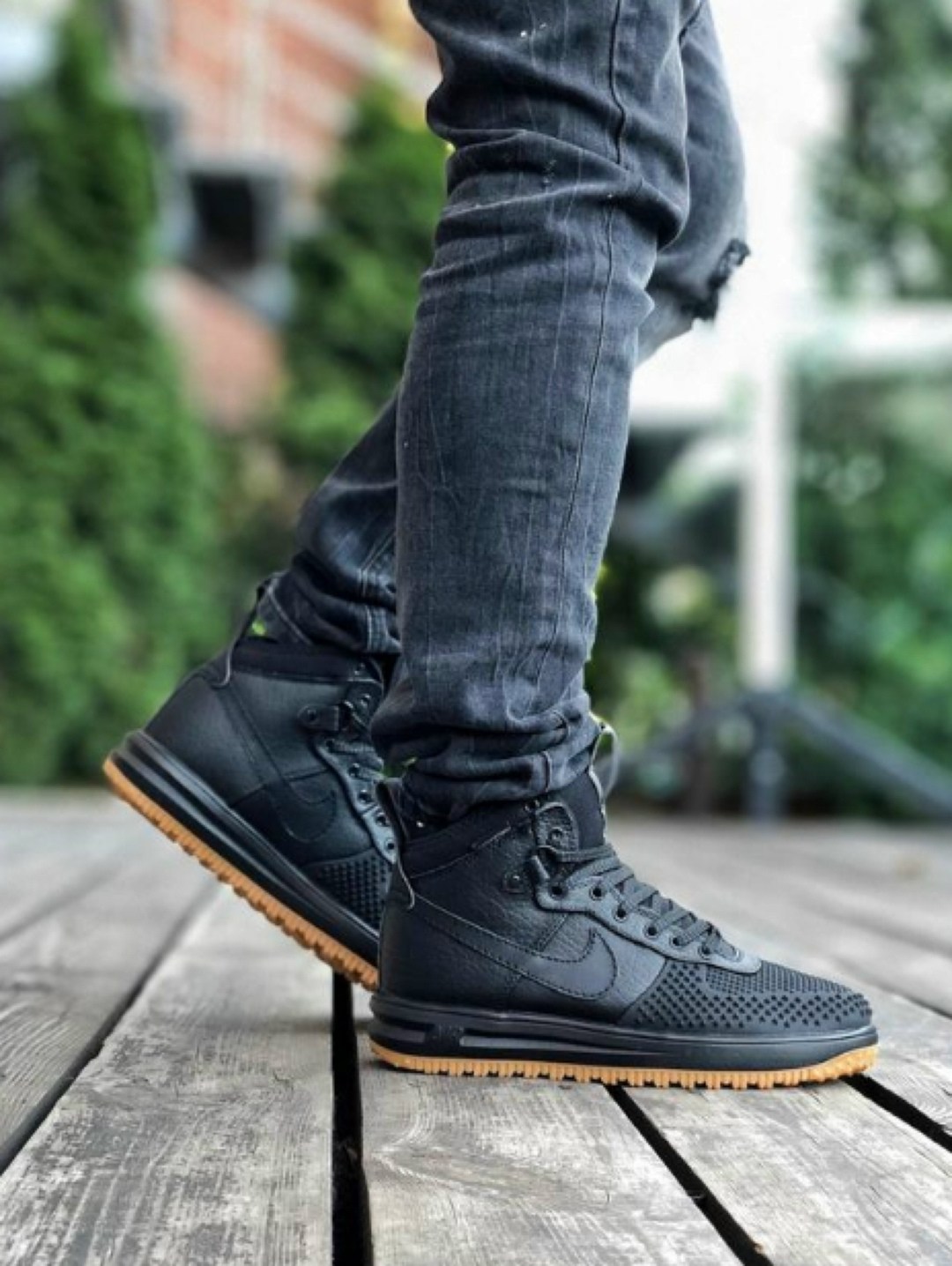nike lunar force 1 duckboot,кроссовки nike lunar force 1 duckboot,nike lunar force 1 duckboot black gum,nike lunar force 1 duckboot черные,nike lunar force 1 duckboot black