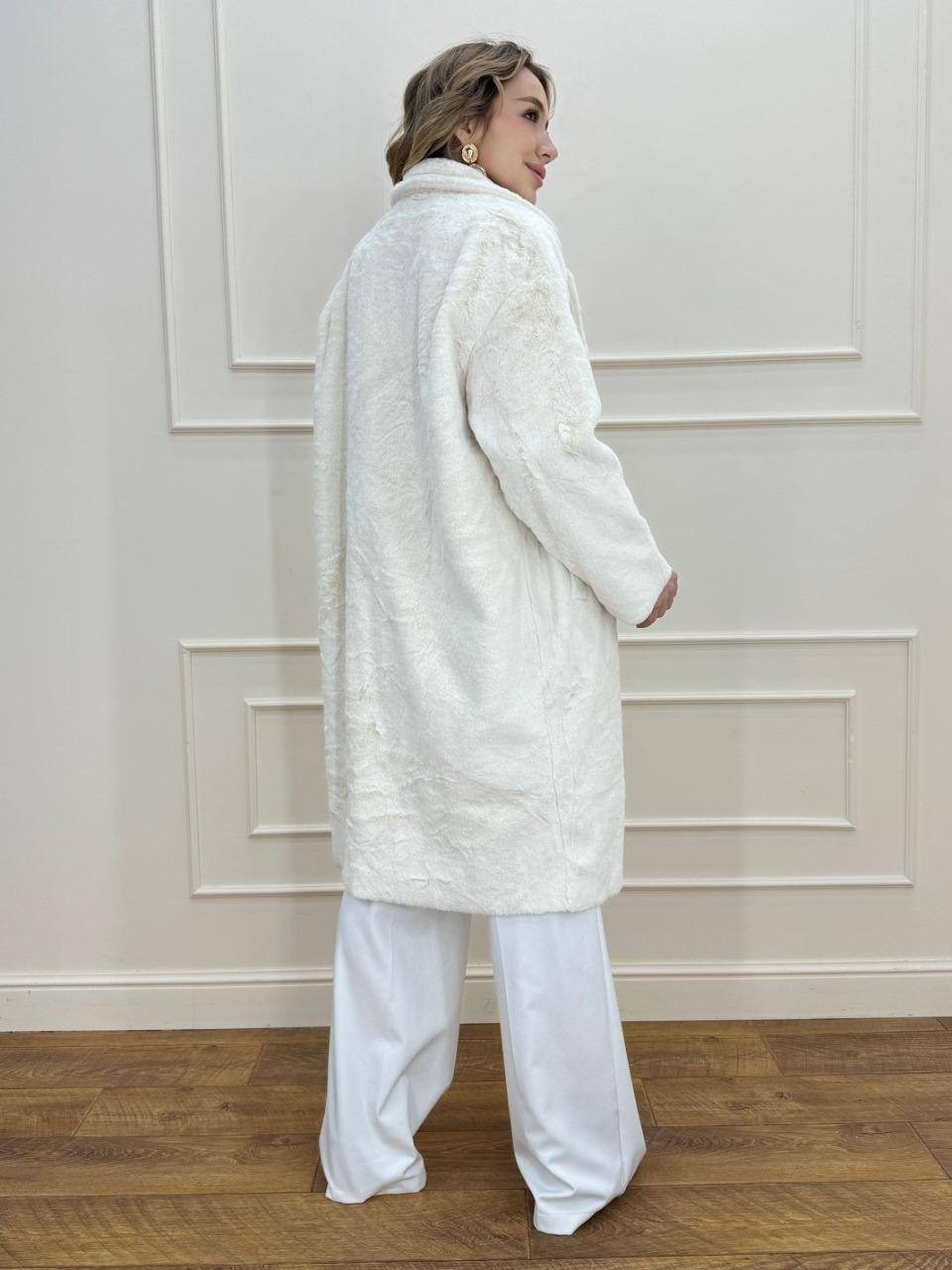 шуба искусственная,белая шуба,пальто барашек,женская шуба,шубка