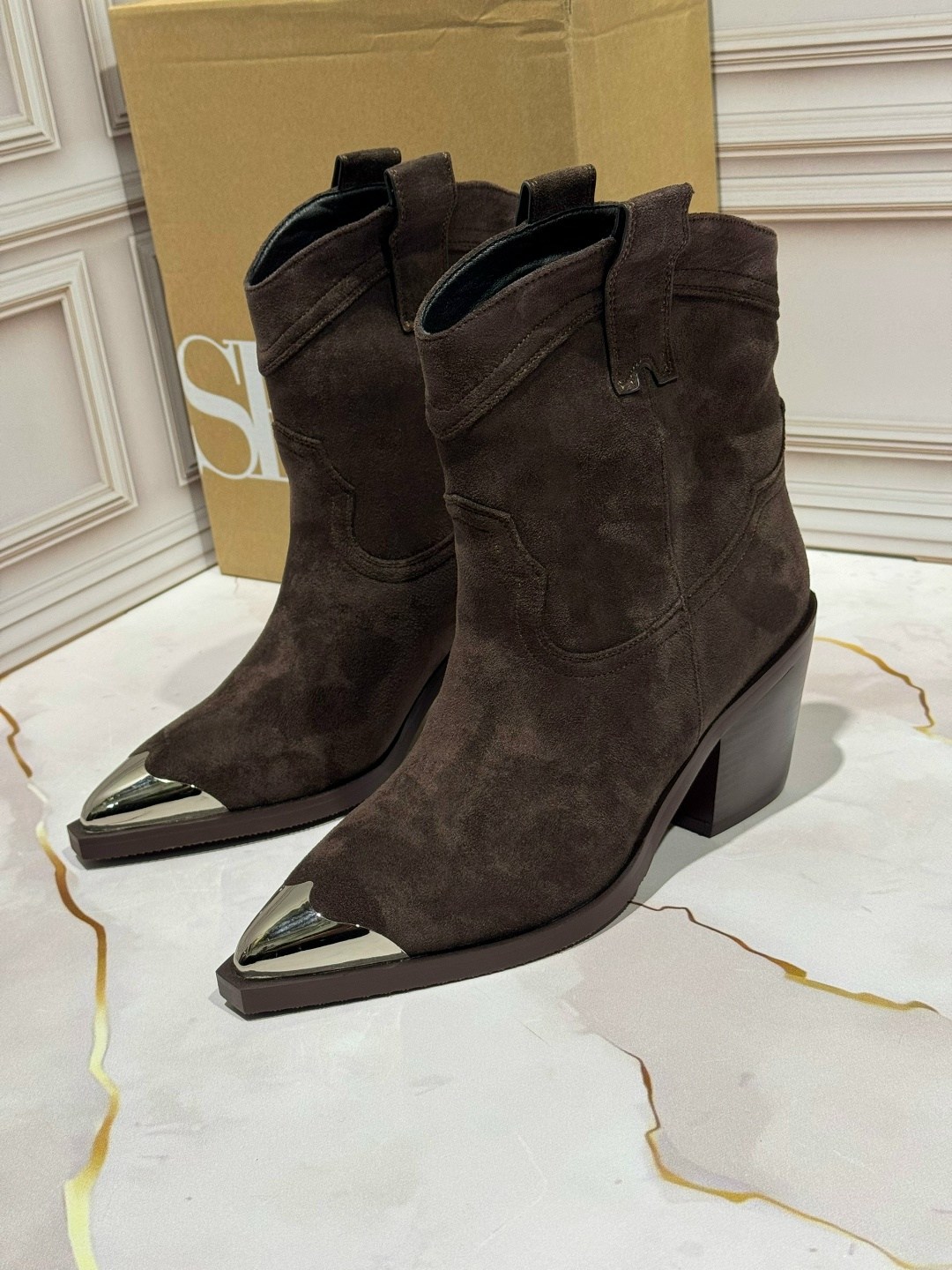 ,сапоги казаки,замшевые казаки,ботильоны казаки, женская