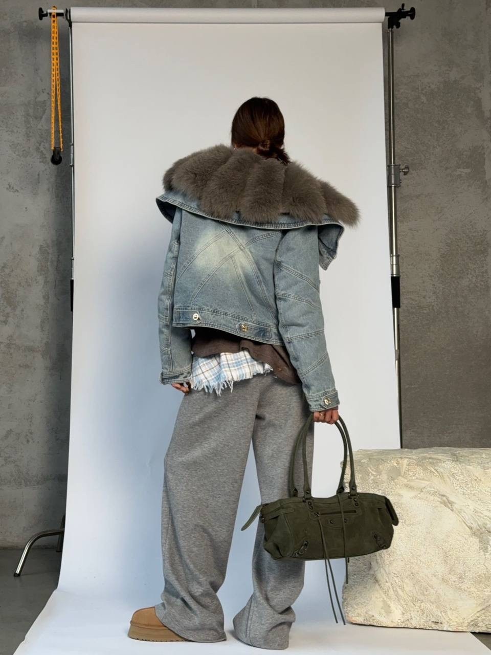 джинсовая куртка с мехом женская,джинсовая куртка с мехом,джинсовая куртка с меховым воротником,джинсовка с мехом женская,джинсовка с мехом