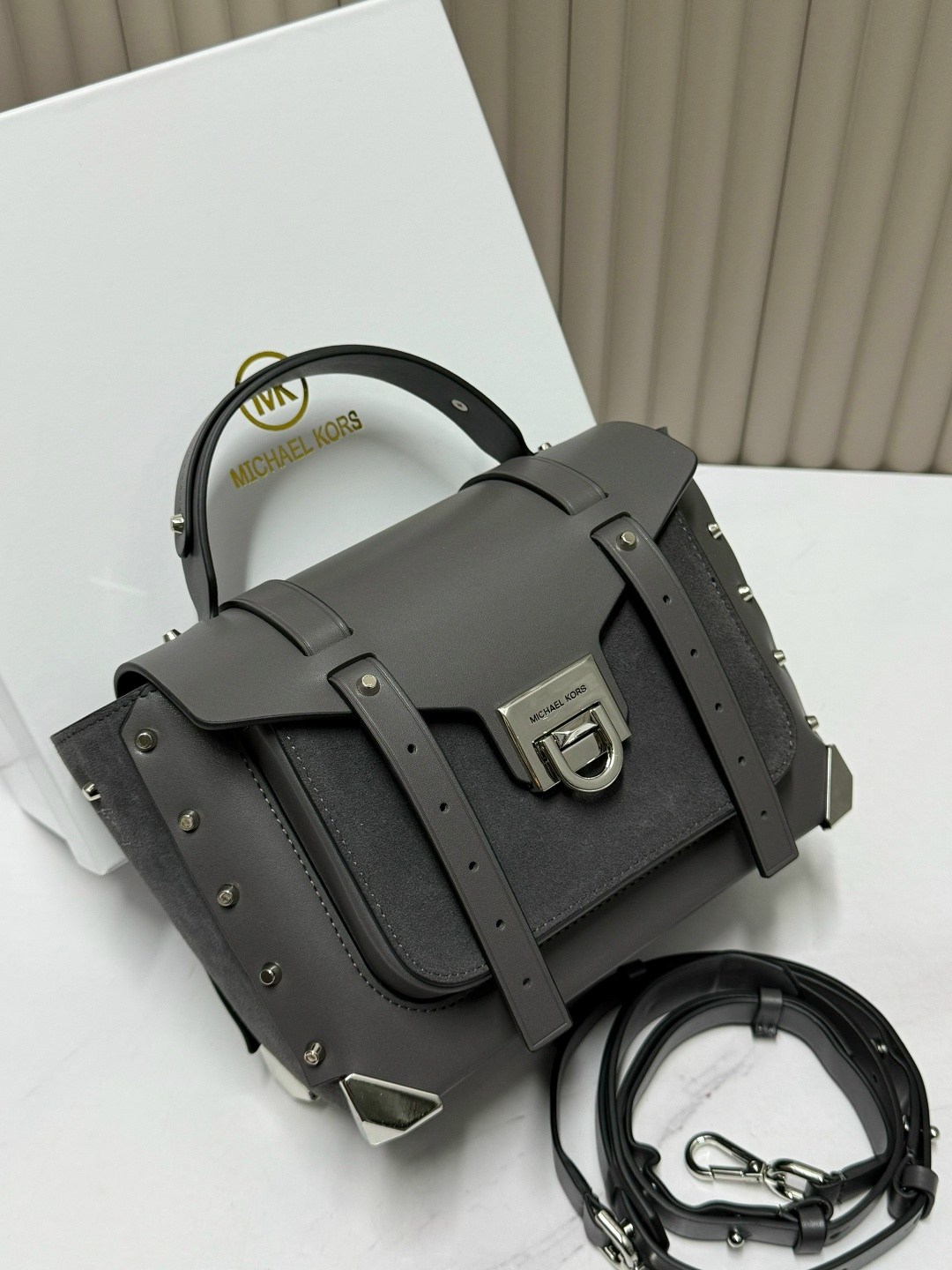 майкл корс манхэттен сумка,сумка женская michael kors,сумка michael kors,сумка,michael kors manhattan сумка