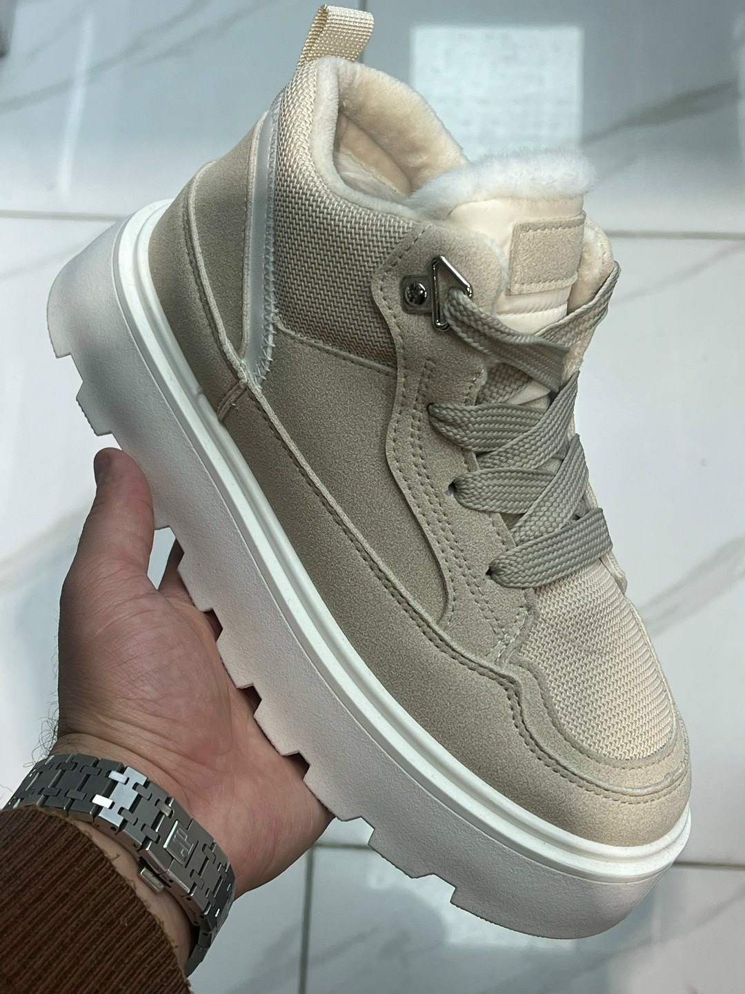 ,женские кроссовки,зимние женские кроссовки,зимние кроссовки,кроссовки утепленные женские