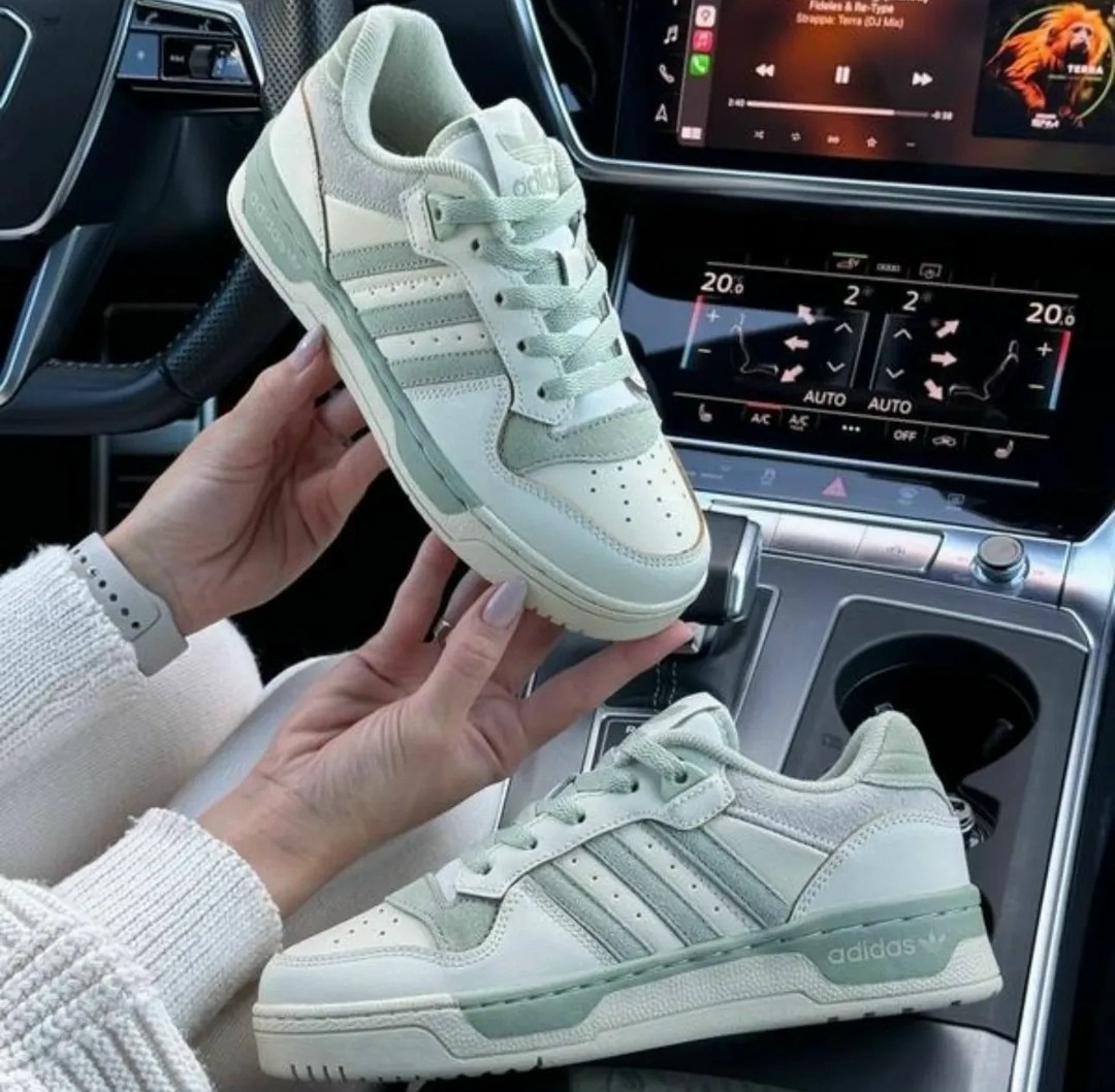 женские кроссовки adidas,кроссовки adidas,кроссовки адидас,adidas forum low 84 бежевый лайт,кроссовки