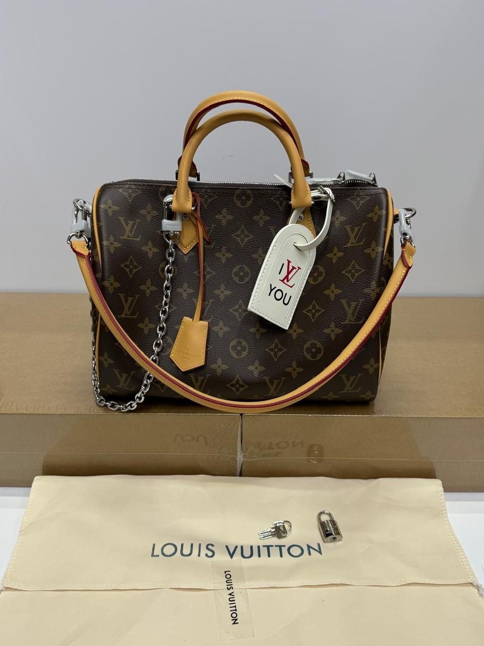 сумка женская louis vuitton,сумкa louis vuitton,кожаная сумка louis vuitton,louis vuitton сумка на плечо,дорожная сумка louis vuitton