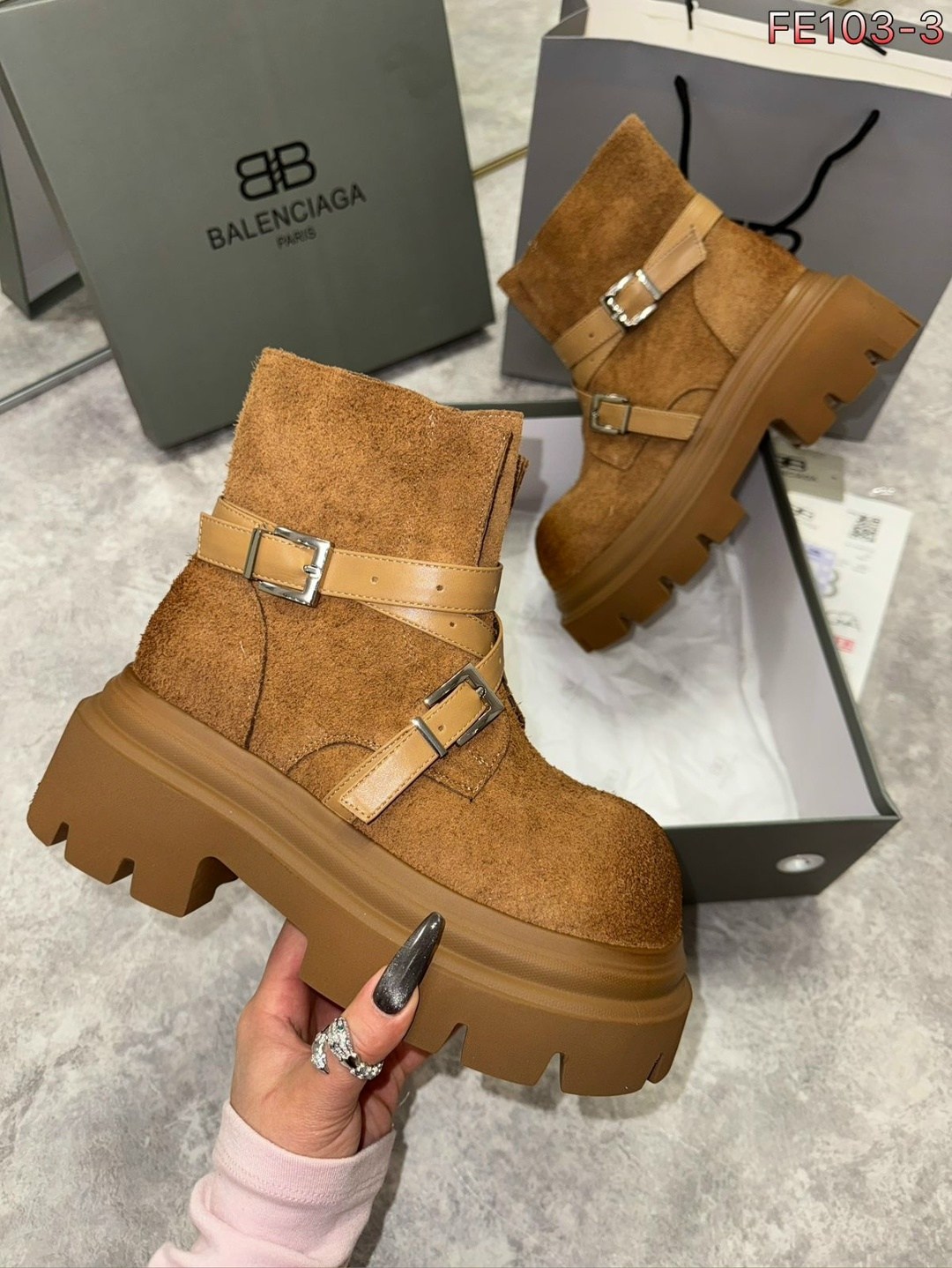 ,женские ботинки, женская,модные ботинки,платформа