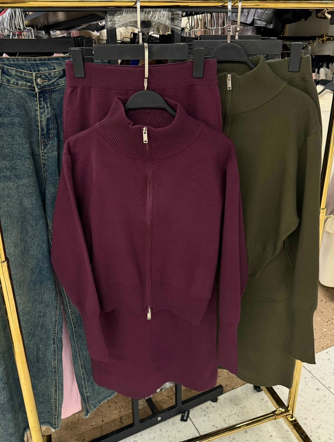 трикотажные костюмы,костюм повседневный,костюм из кашемира,женские костюмы с юбкой,вязаный костюм с юбкой