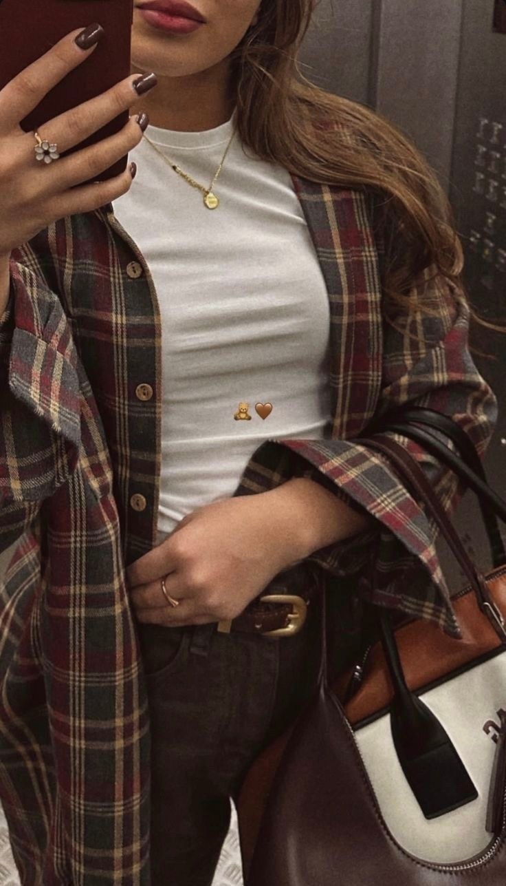 рубашка в клетку оверсайз,рубашка женская в клетку оверсайз,рубашка в клетку оверсайз удлиненная,рубашка в клетку свободного кроя,женская рубашка в клетку