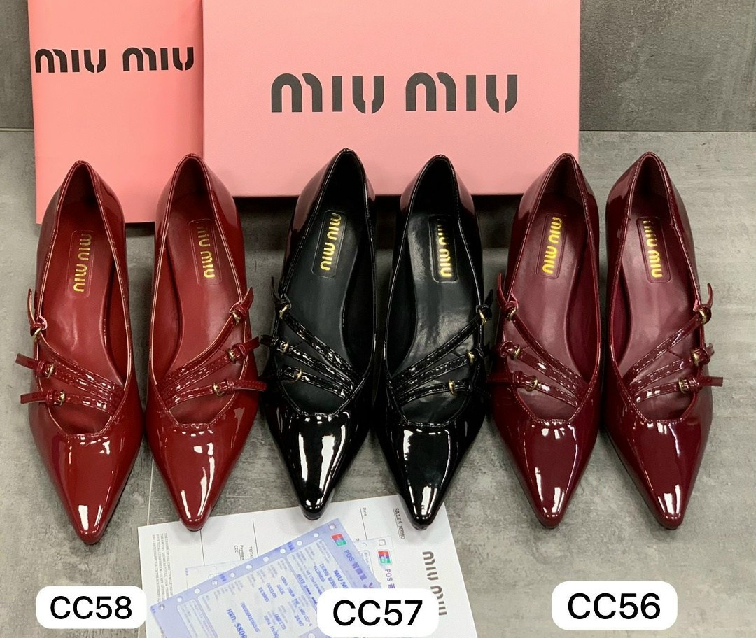 туфли miu miu,кожаные туфли miu miu,,бордовые туфли миу миу,кожаные босоножки miu miu
