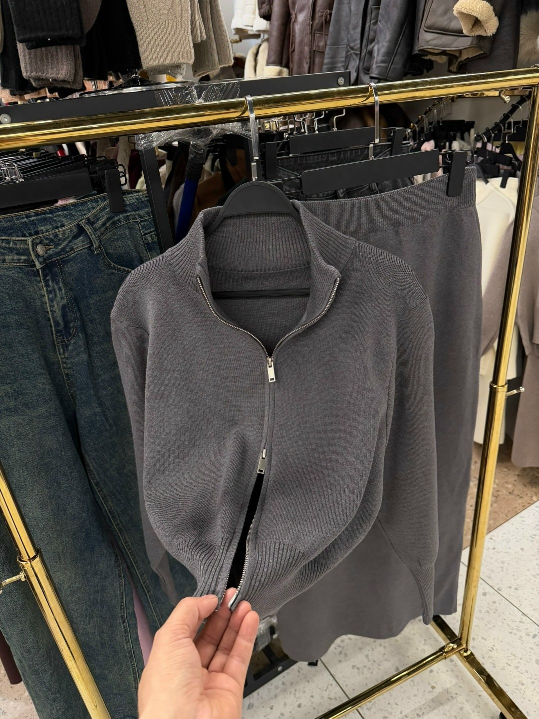 трикотажные костюмы,костюм повседневный,костюм из кашемира,женские костюмы с юбкой,вязаный костюм с юбкой