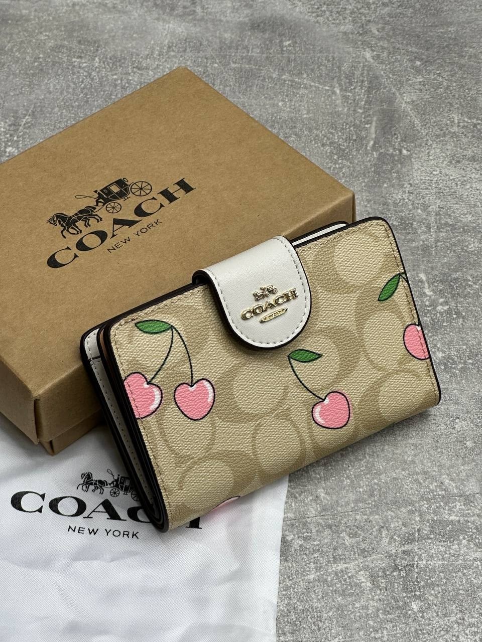 женский кошелек coach,женские кошельки,кошелек брендовый,coach кошелек,брендовый кошелек coach