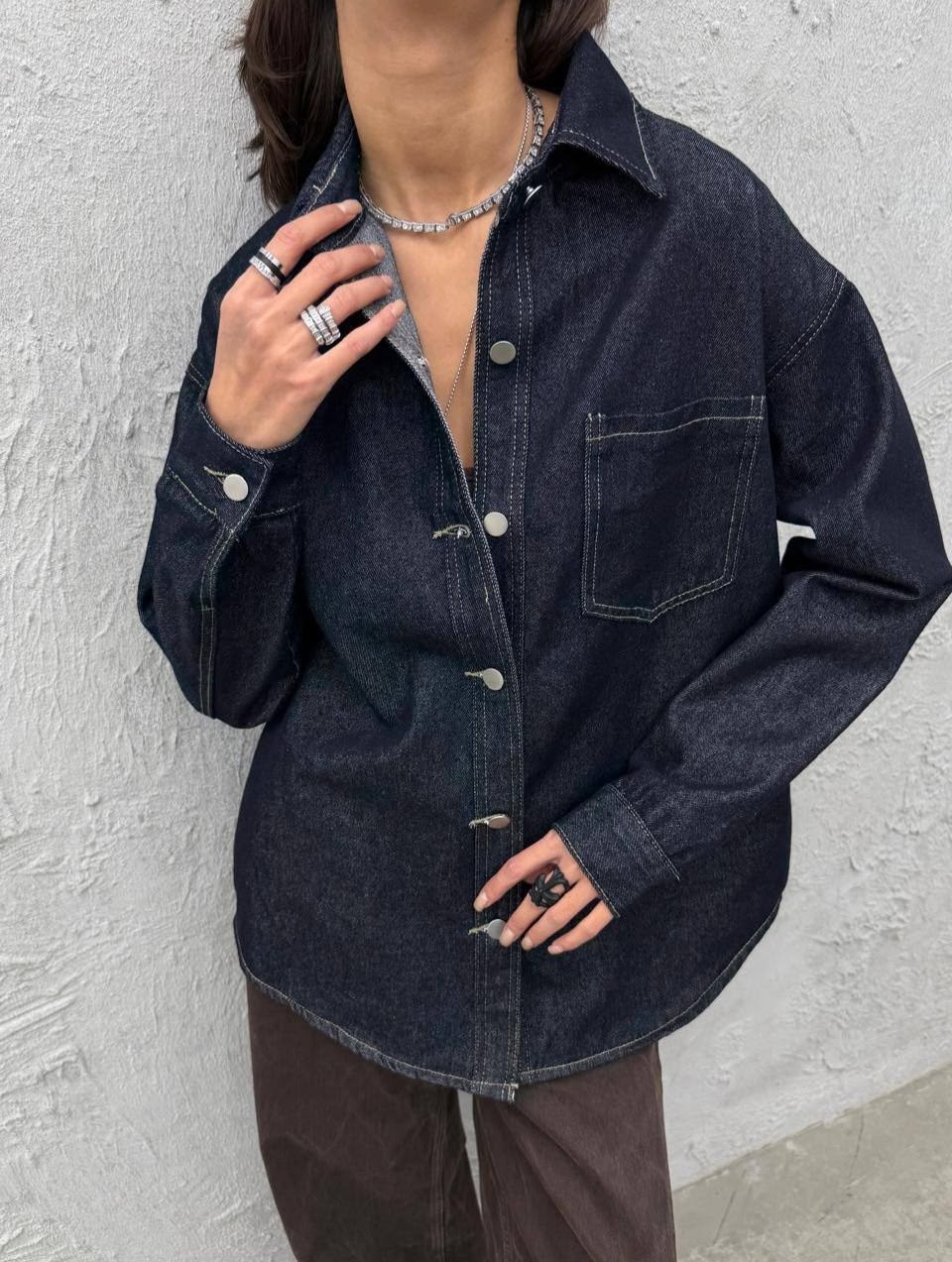 рубашка джинсовая женская,черная джинсовая рубашка женская оверсайз,джинсовая рубашка,рубашка женская,рубашка