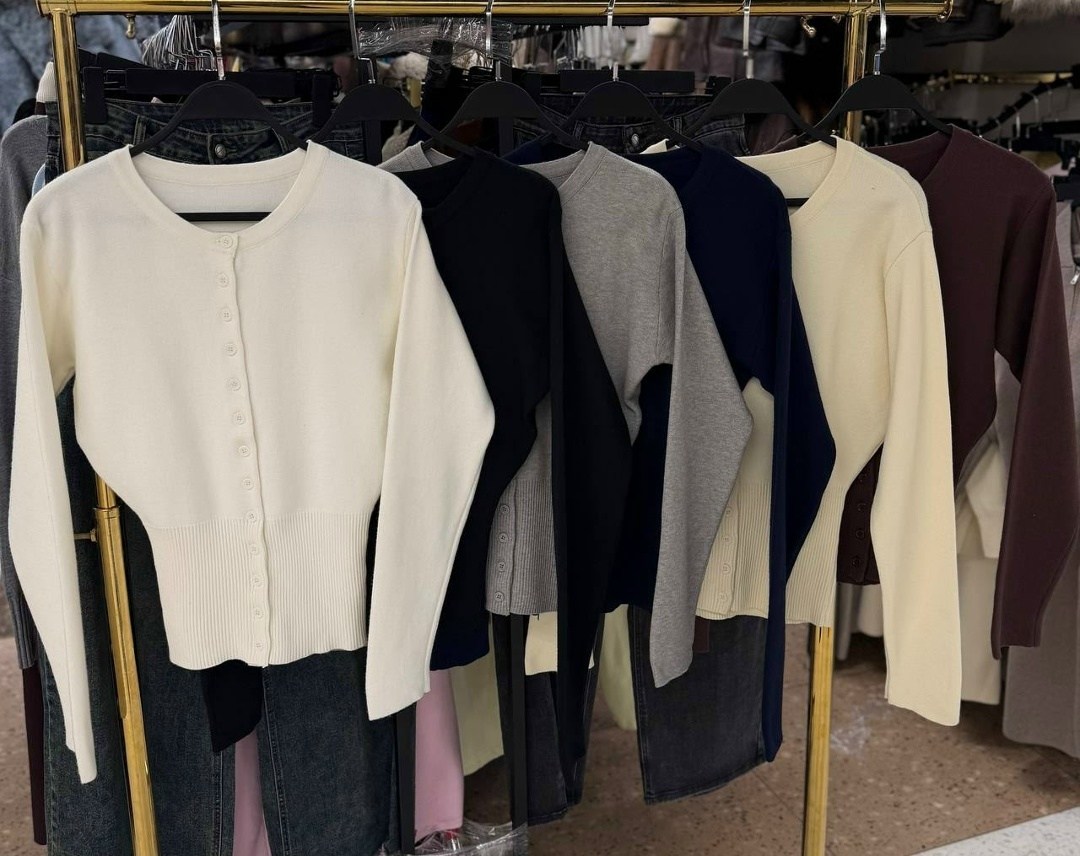 кардиган с пуговицами,вязаные кардиганы,кардиган с воротником,женский вязаный кардиган,короткий кардиган