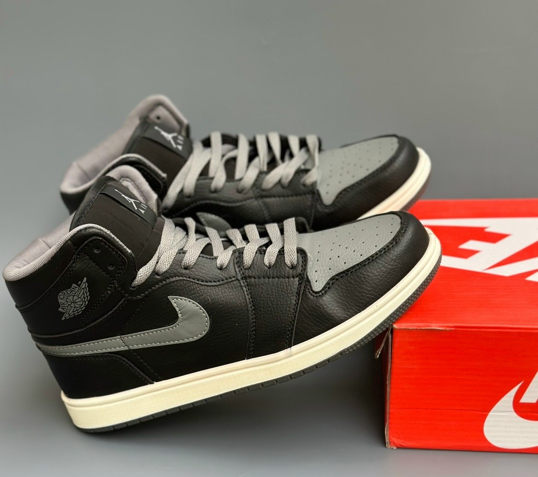 nike air jordan 1 retro high og,nike air jordan 1 retro high og shadow,nike air jordan 1 retro high,nike air jordan 1 mid,nike air jordan 1