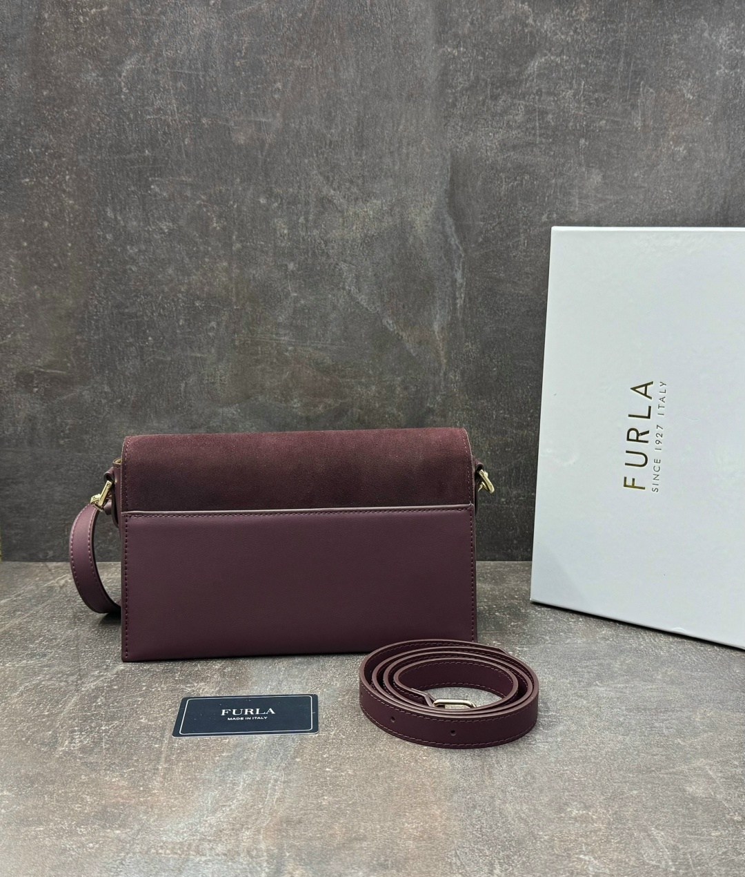 замшевая сумка,бордовая сумка,сумка,модная сумочка,женская сумка furla