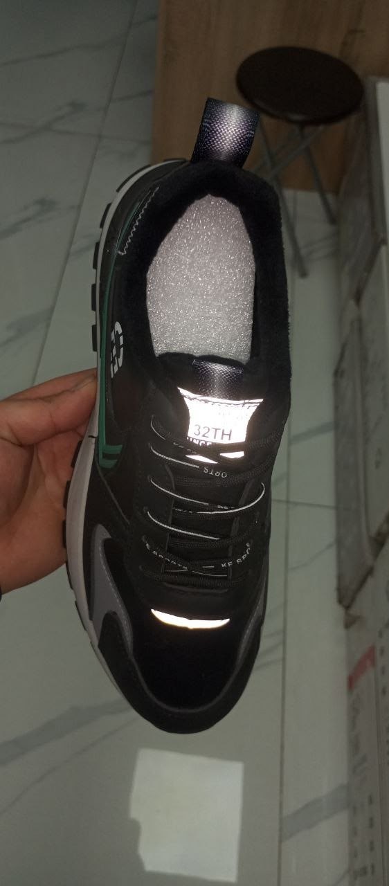 кроссовки,повседневные кроссовки,спортивная ,кроссовки демисезонные,мужские кроссовки