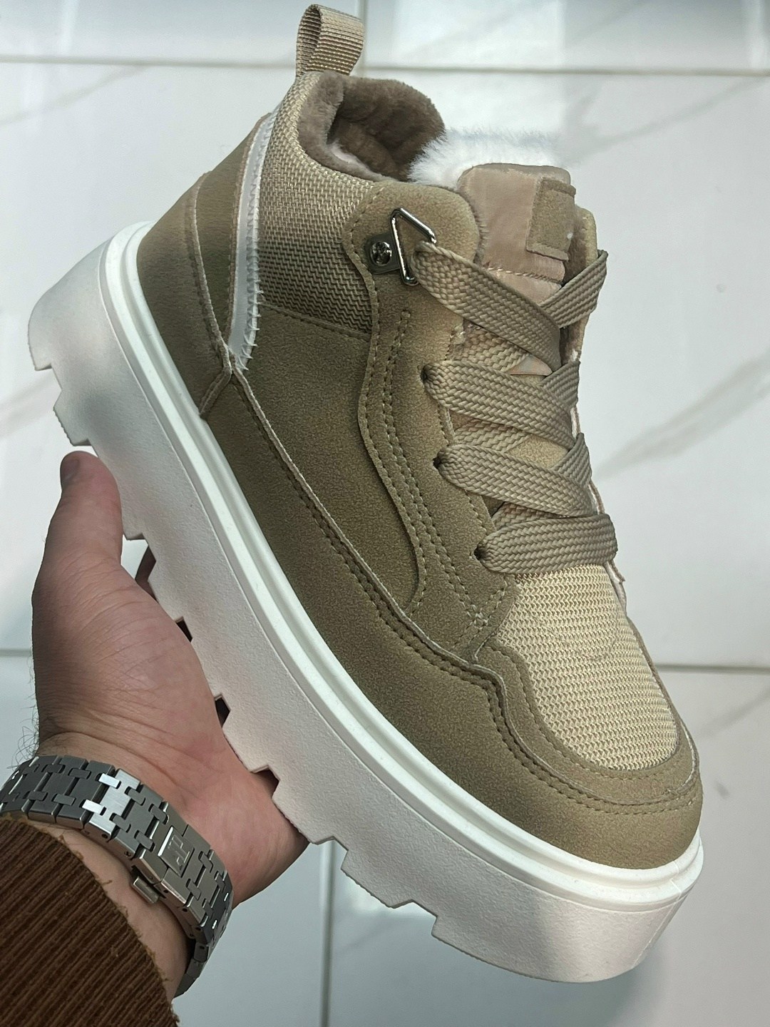 ,женские кроссовки,зимние женские кроссовки,зимние кроссовки,кроссовки утепленные женские