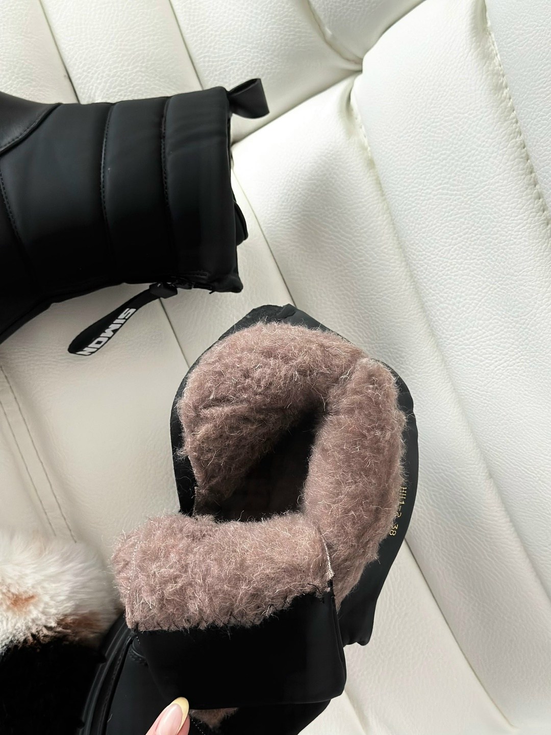 ,женские дутики,дутики женские зимние,женская зимняя ,сапожки