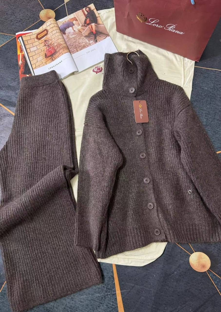 трикотажные костюмы,теплый костюм,кашемировый костюм,вязаные кардиганы,вязаные жакеты