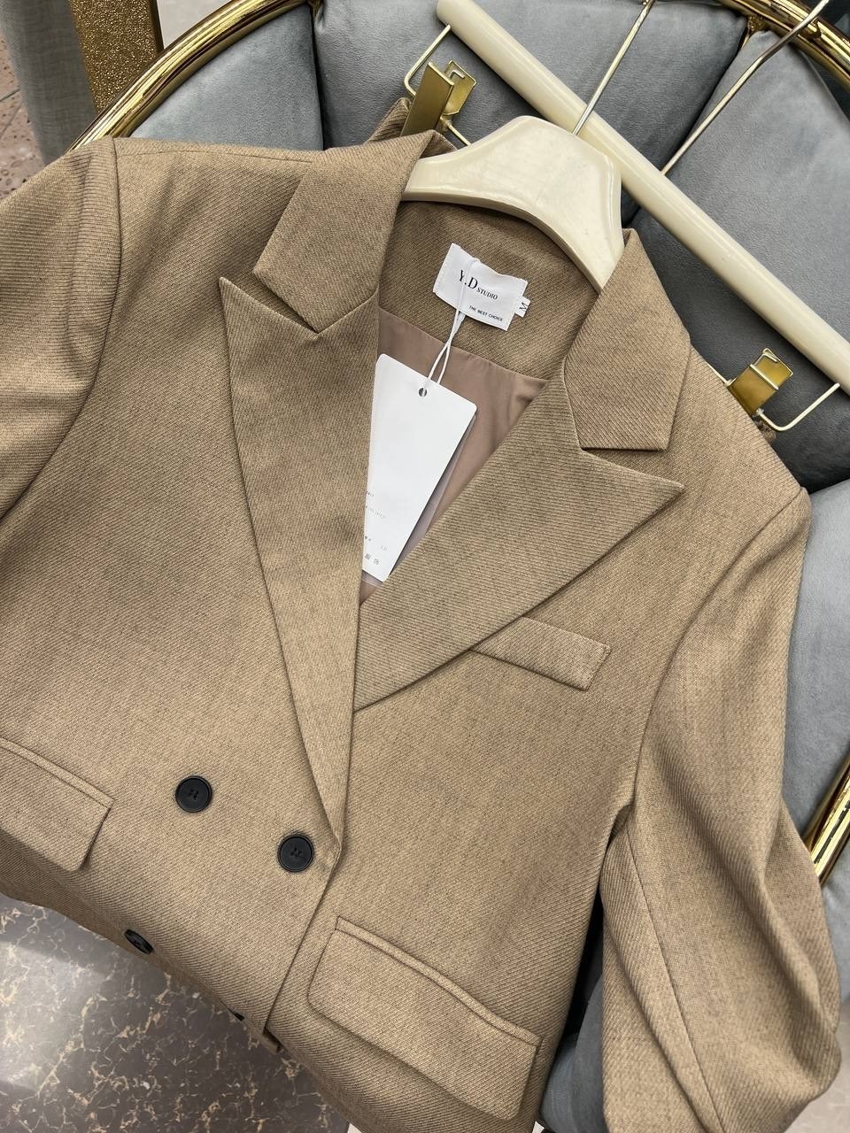 деловой костюм,жакет,пиджак,пиджак свободного кроя,классические костюмы