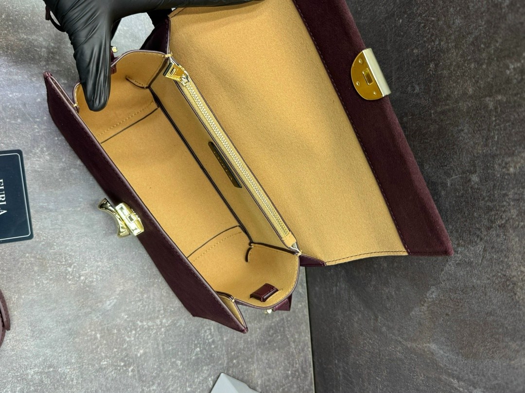 замшевая сумка,бордовая сумка,сумка,модная сумочка,женская сумка furla