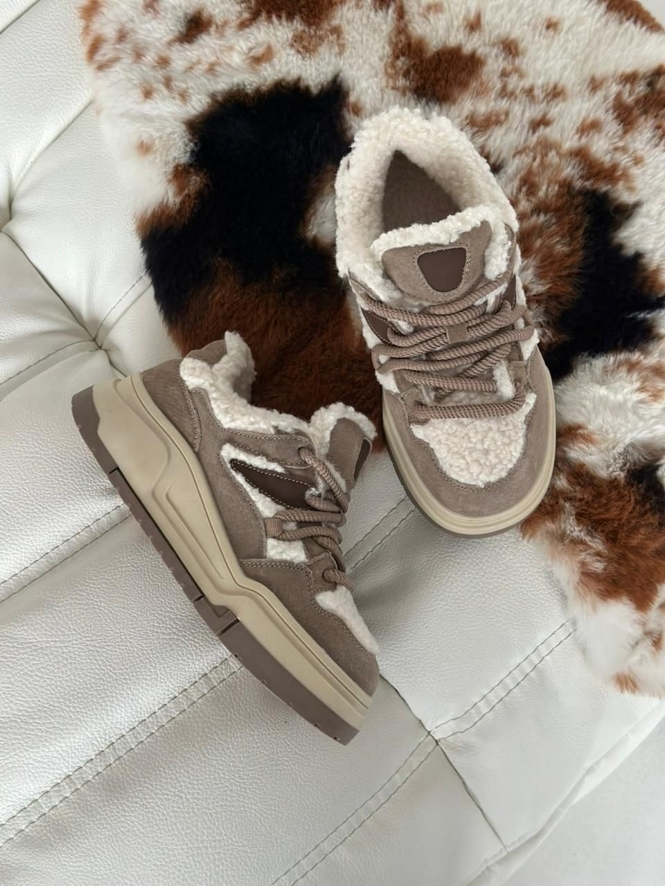 ,кроссовки женскиe,зимние кроссовки женские,повседневные кроссовки,бежевые кроссовки