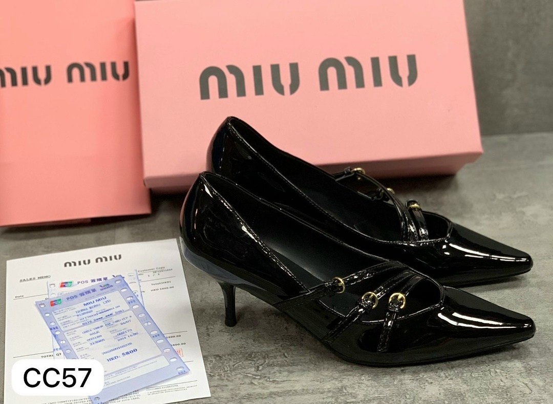 туфли miu miu,кожаные туфли miu miu,,бордовые туфли миу миу,кожаные босоножки miu miu