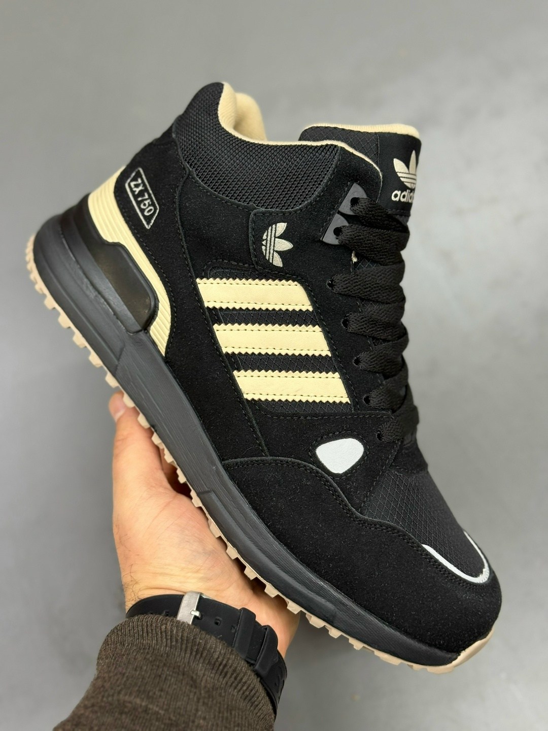 кроссовки adidas zx 750,кроссовки adidas,кроссовки адидас для бега,мужские кроссовки adidas,кроссовки адидас
