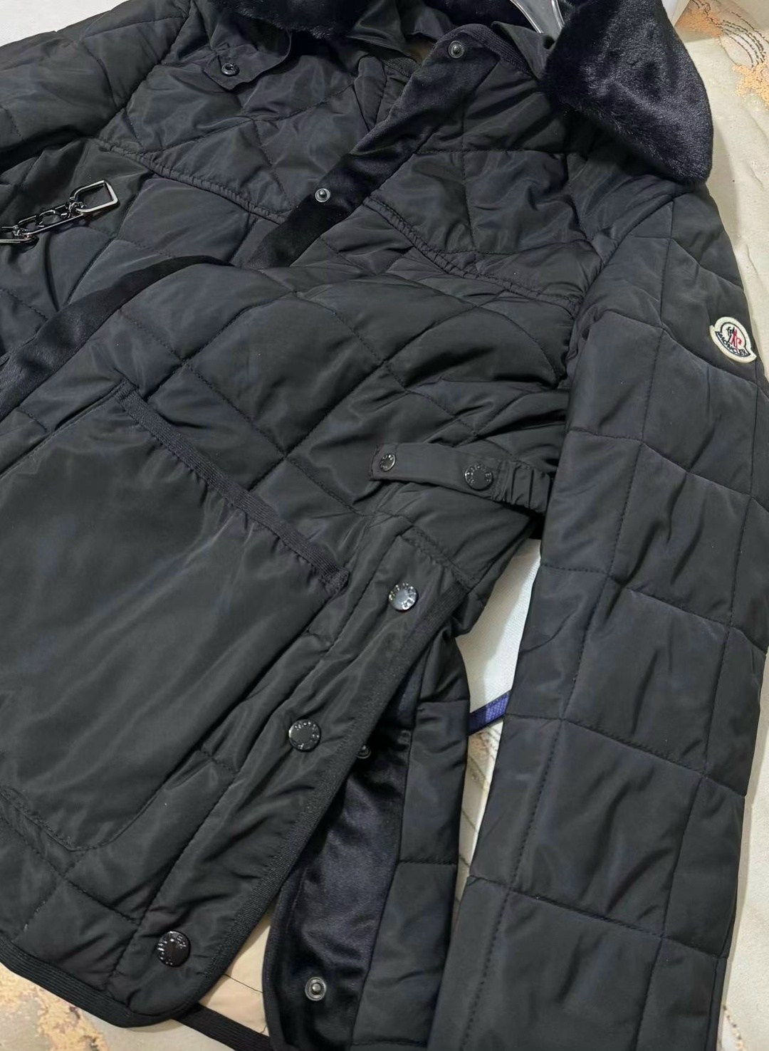 пуховик moncler женский,пуховик moncler,куртка демисезонная,куртка модная,куртка пуховик