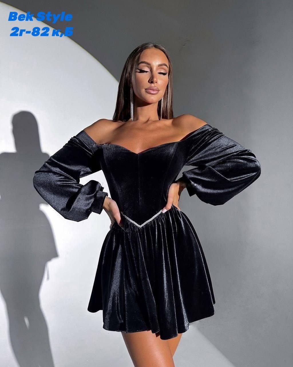 шикарное вечернее платье,платье с объемными рукавами,красное бархатное платье,платье велюр,бархатное платье