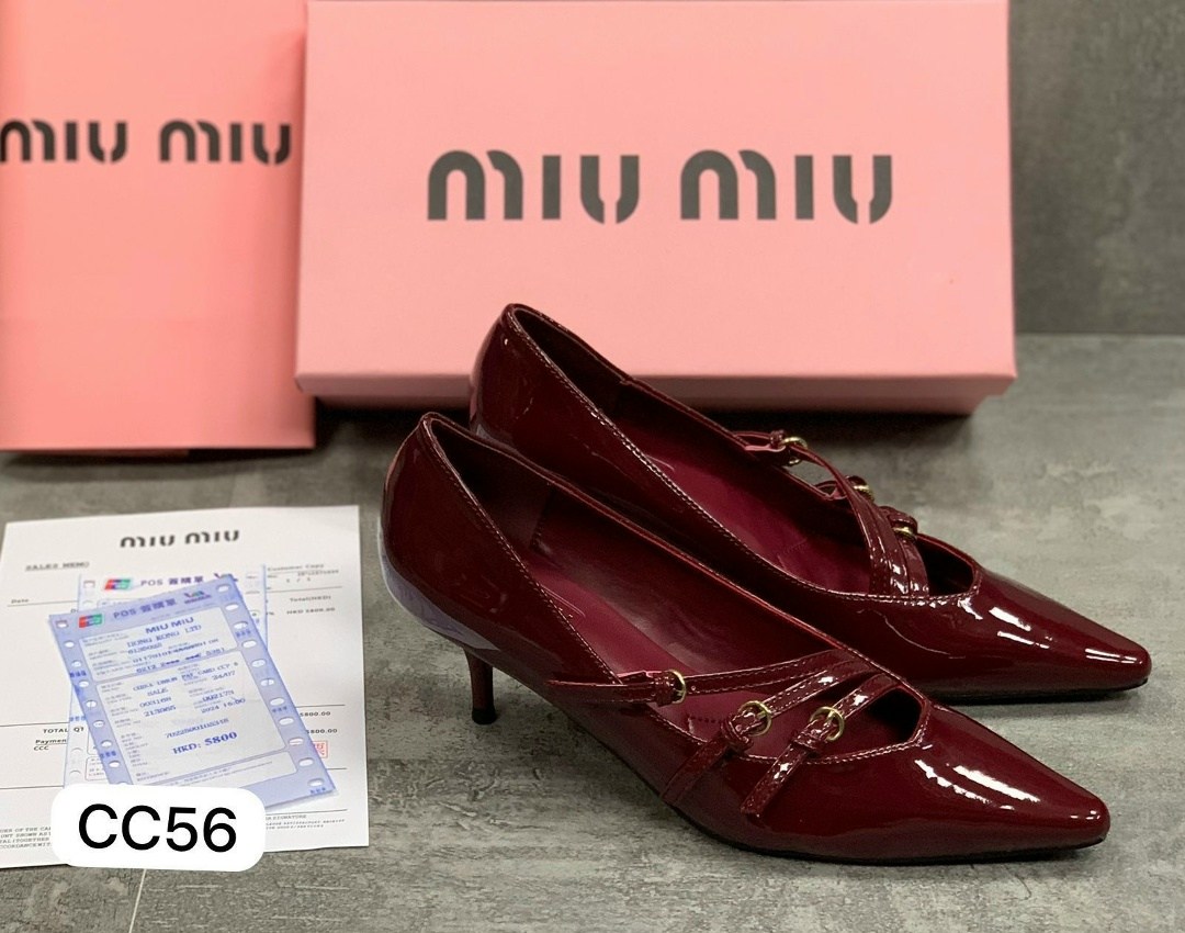 туфли miu miu,кожаные туфли miu miu,,бордовые туфли миу миу,кожаные босоножки miu miu