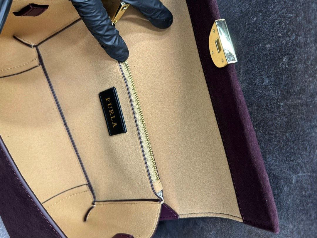 замшевая сумка,бордовая сумка,сумка,модная сумочка,женская сумка furla