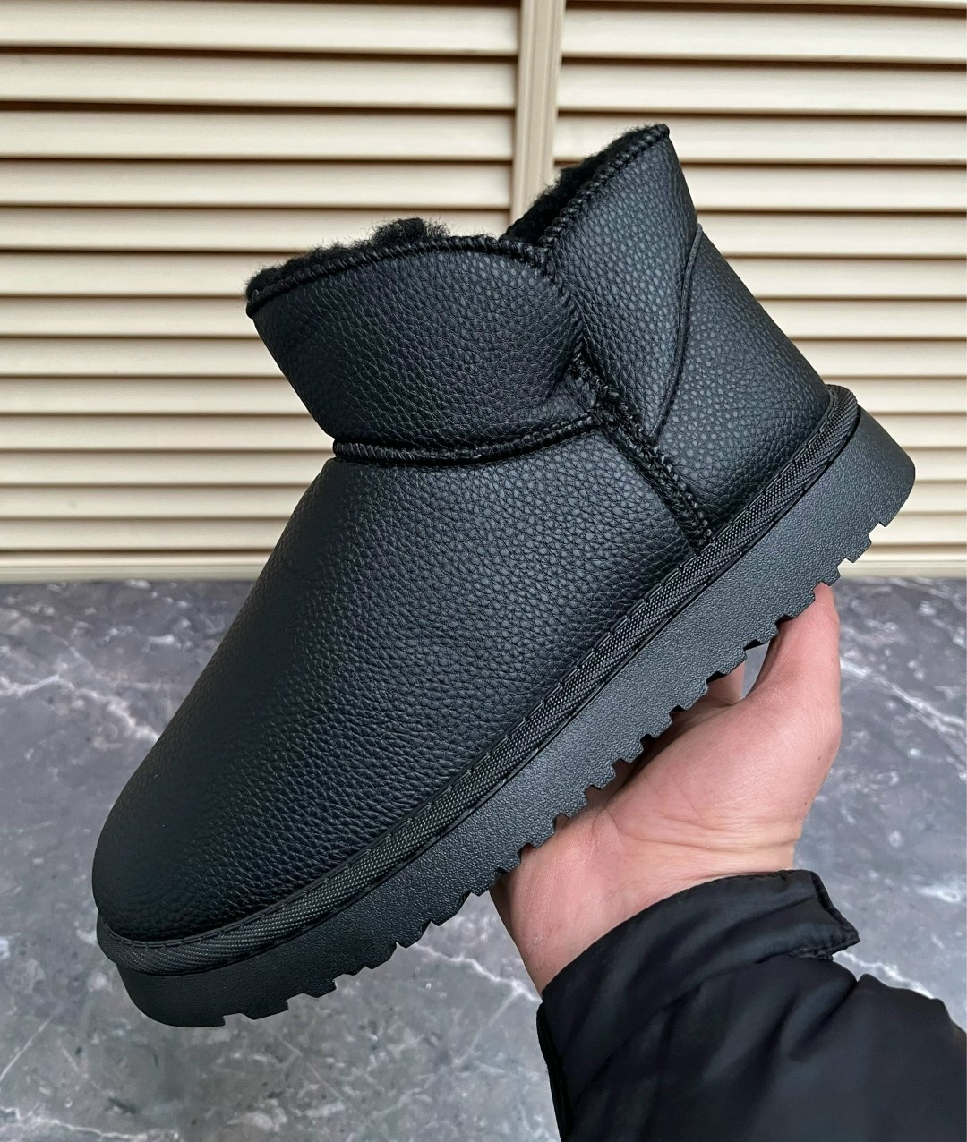 ,угги женские,угги,угги мужские,ugg mens classic mini leather black