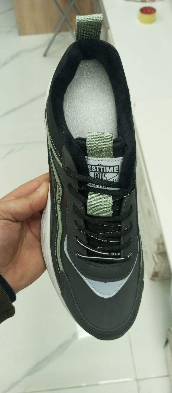 кроссовки,повседневные кроссовки,спортивная ,кроссовки демисезонные,мужские кроссовки