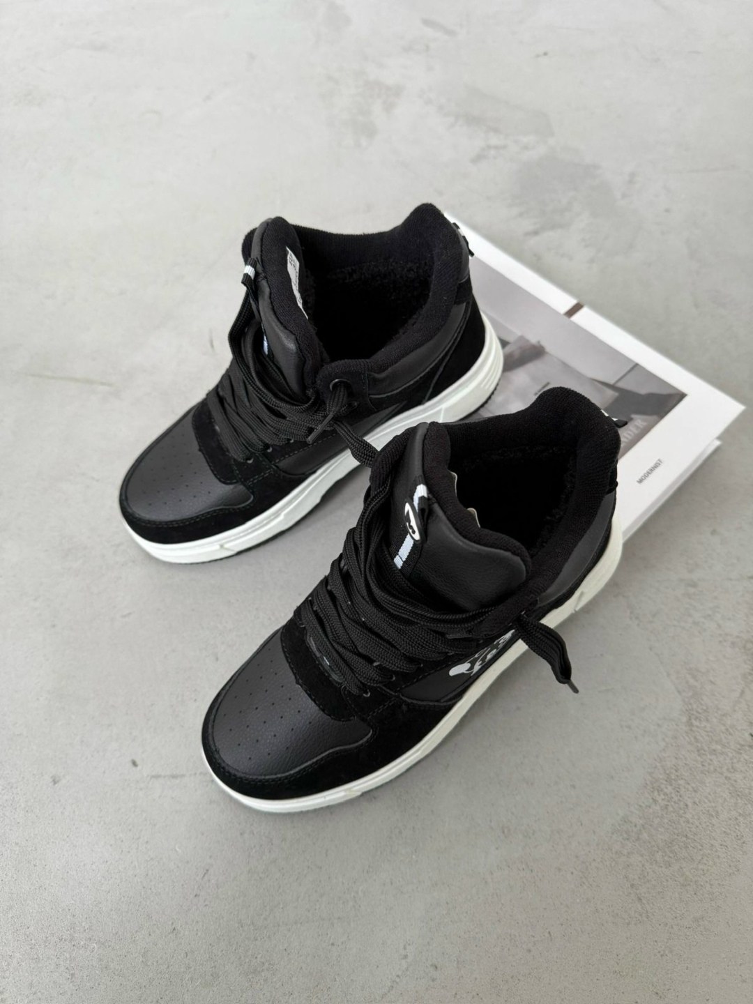 женские кроссовки,,спортивная ,зимние кроссовки женские,высокие кроссовки