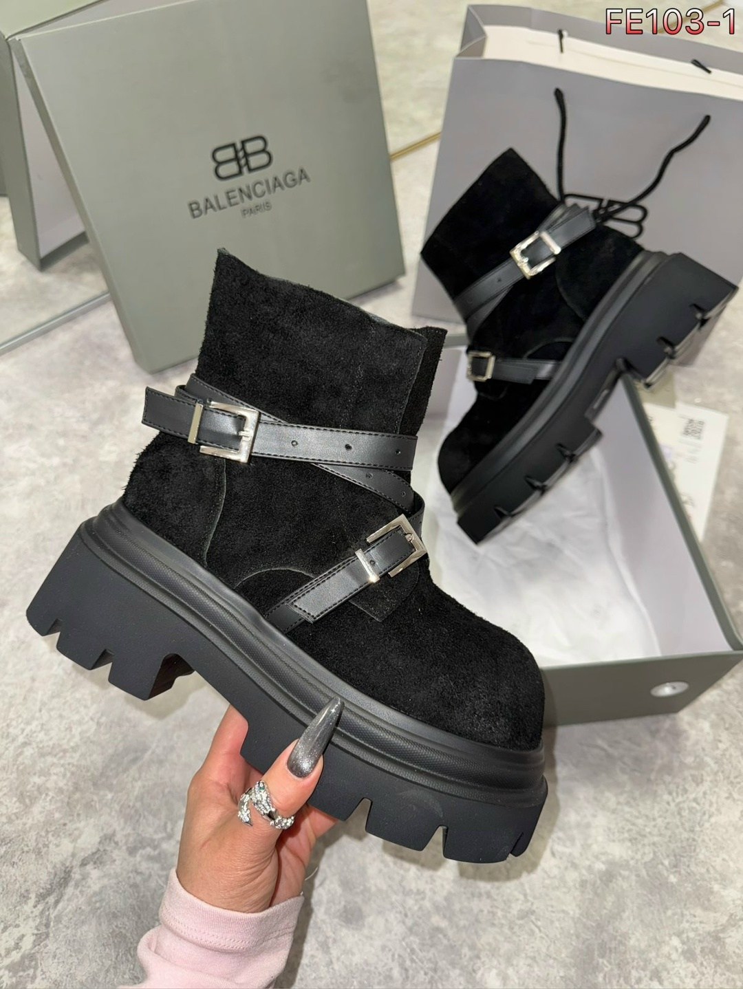 ,женские ботинки, женская,модные ботинки,платформа