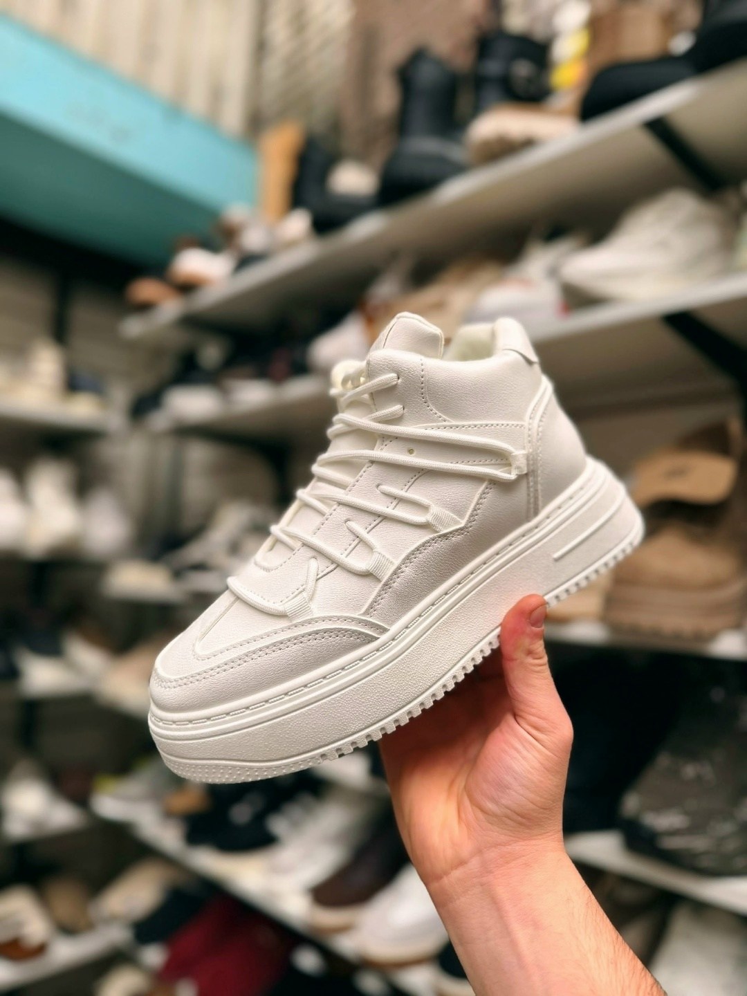 ,кроссовки женскиe,кроссовки женские высокие,кроссовки модные,кроссовки для женщин