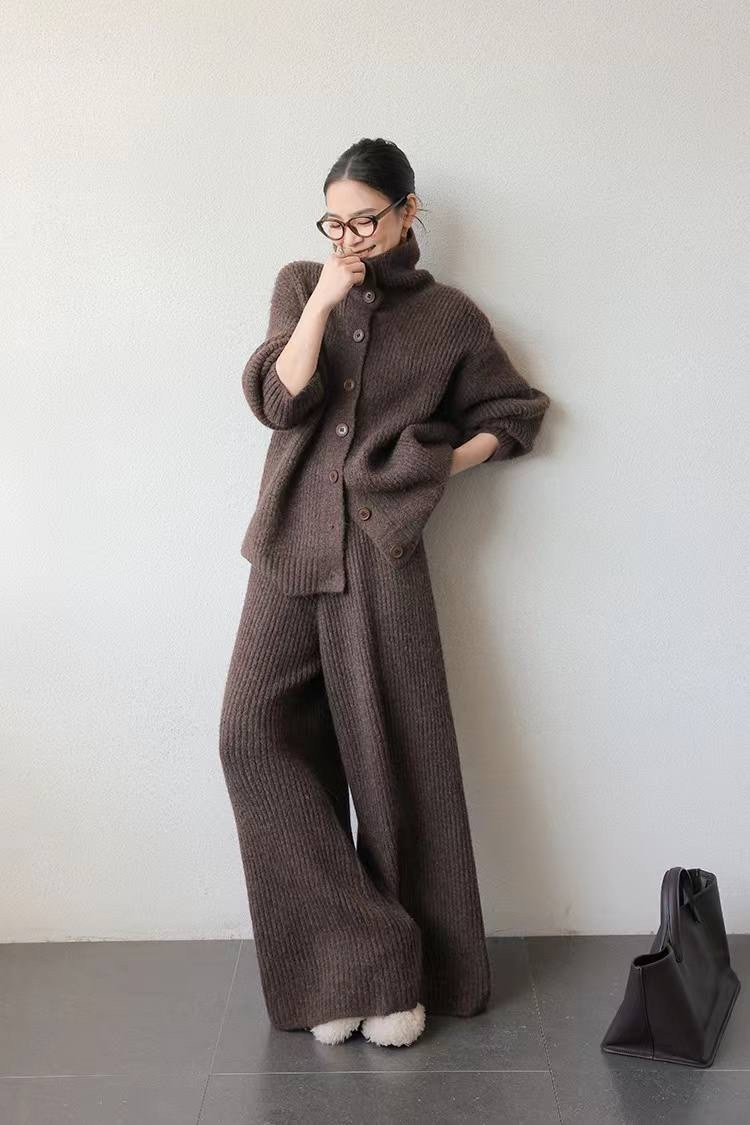 трикотажные костюмы,модные костюмы,вязаные костюмы,вязаные костюмы женские,вязаные брюки