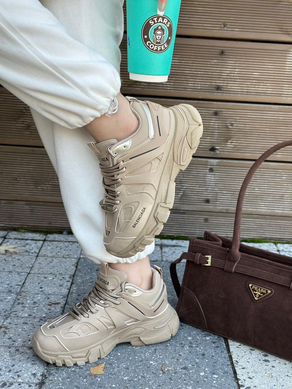 кроссовки женские balenciaga,баленсиага кроссовки трек розовые,кроссовки баленсиага розовые,женские кроссовки,кроссовки розовые