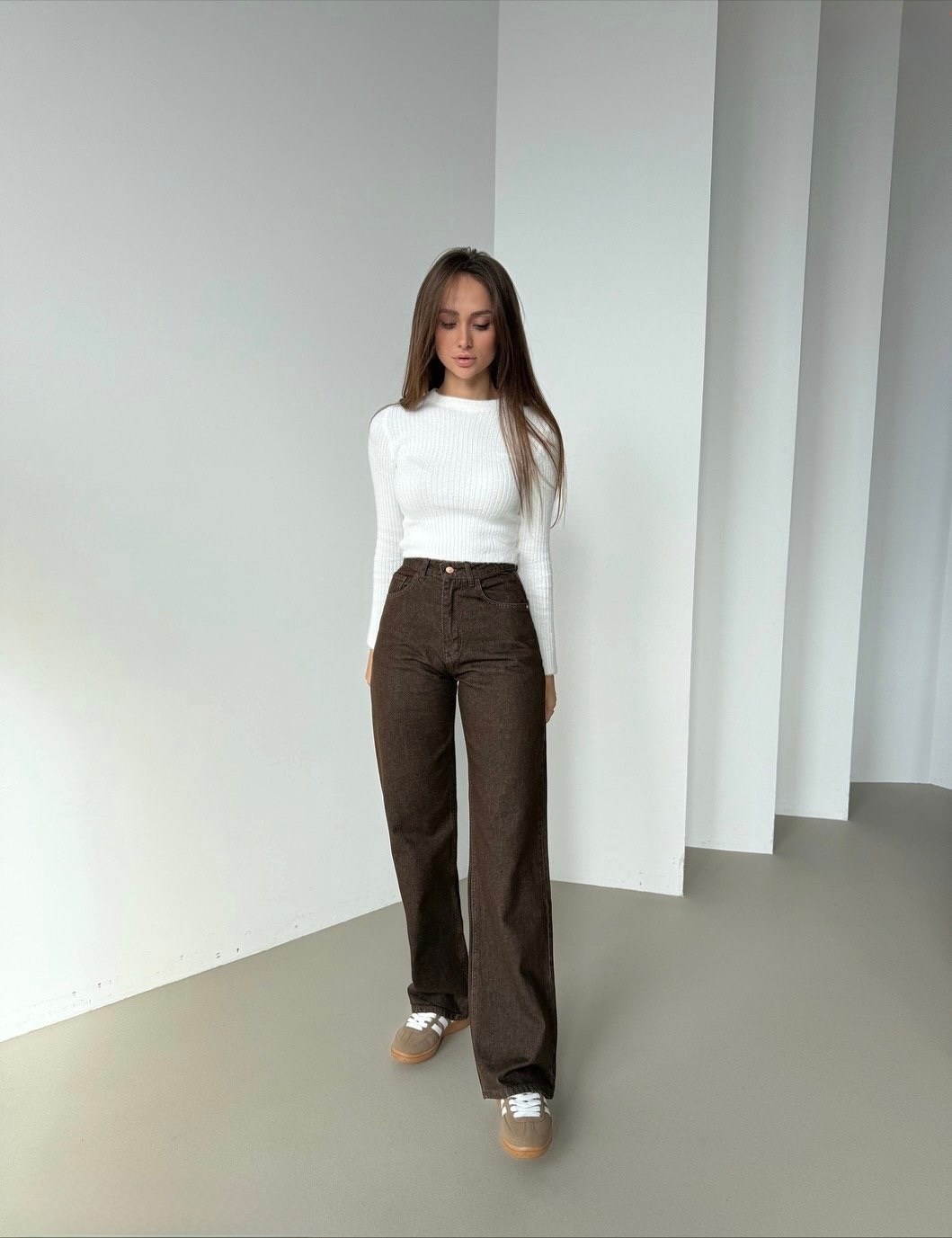 брюки джинсы,коричневые джинсы,прямые джинсы,коричневые брюки,коричневые джинсы женские