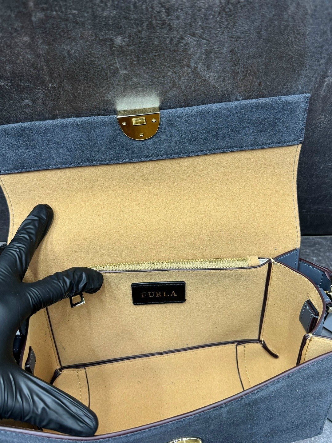 сумка замшевая,сумка,сумка женская,сумки coccinelle замшевая сумка,сумка женская замшевая