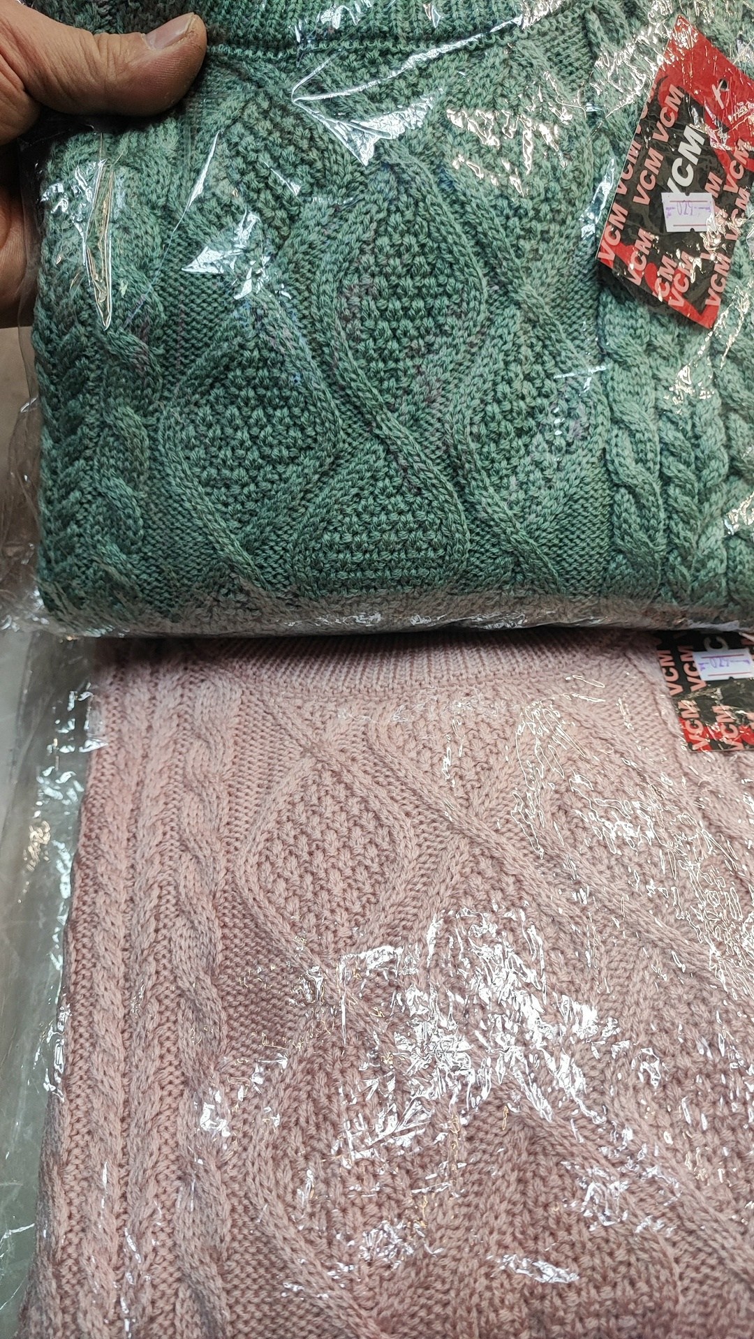 свитер вязаный повседневный,вязаные свитера женские,свитера женские,модные свитера,вязаные свитера