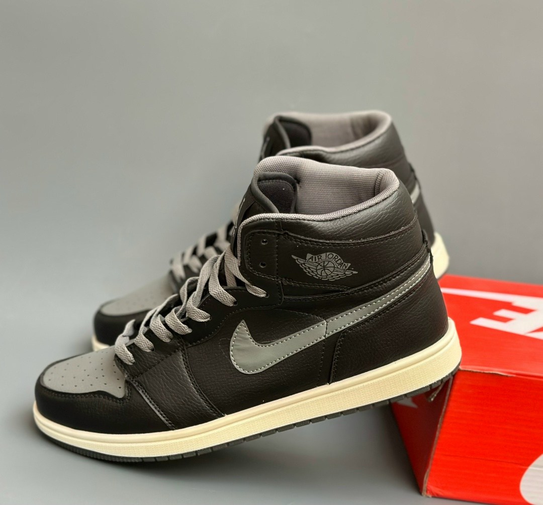 nike air jordan 1 retro high og,nike air jordan 1 retro high og shadow,nike air jordan 1 retro high,nike air jordan 1 mid,nike air jordan 1