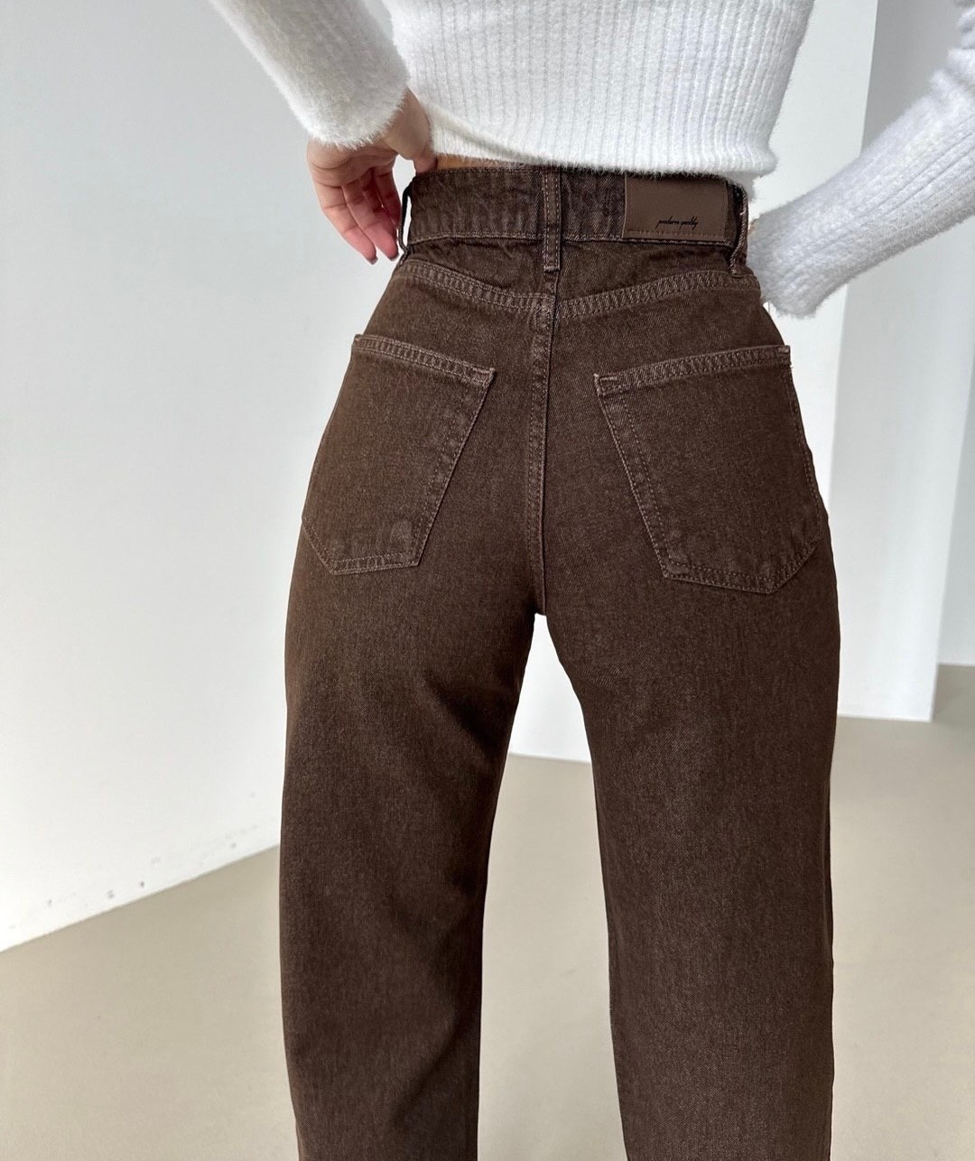 брюки джинсы,коричневые джинсы,прямые джинсы,коричневые брюки,коричневые джинсы женские