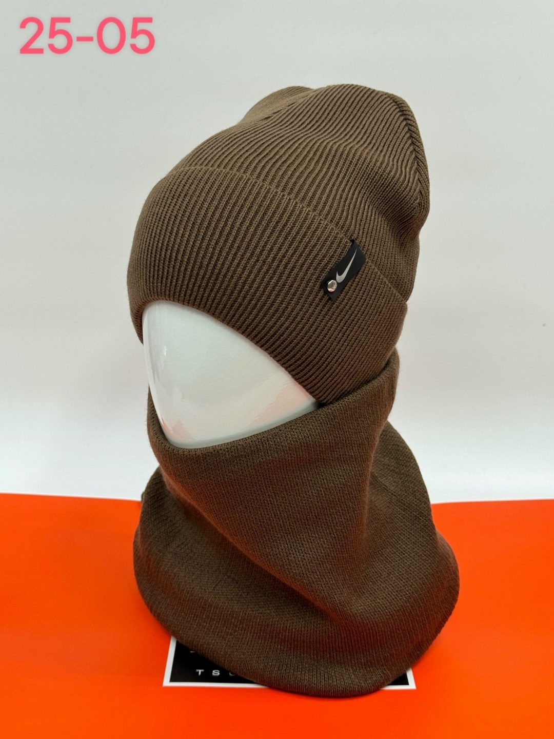 комплект мужская шапка и снуд,шапка и снуд для мужчин,шапка со снудом мужская комплект,мужская шапка со снудом,шапка и снуд