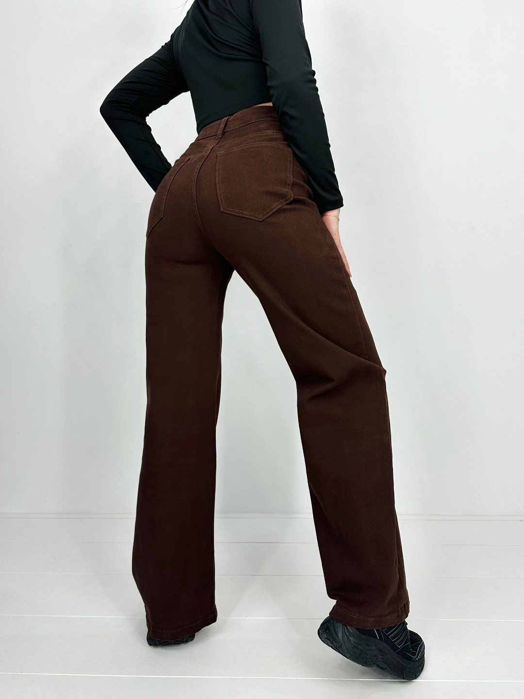 коричневые джинсы женские,коричневые джинсы,брюки джинсы,широкие джинсы,женские джинсы