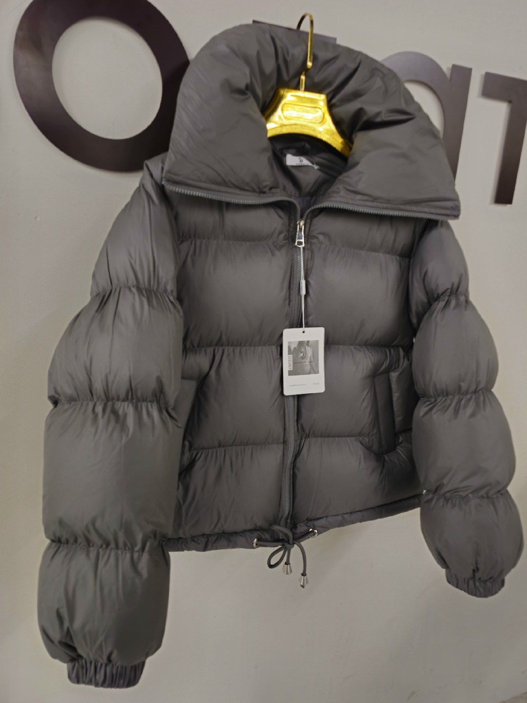 Женская одежда